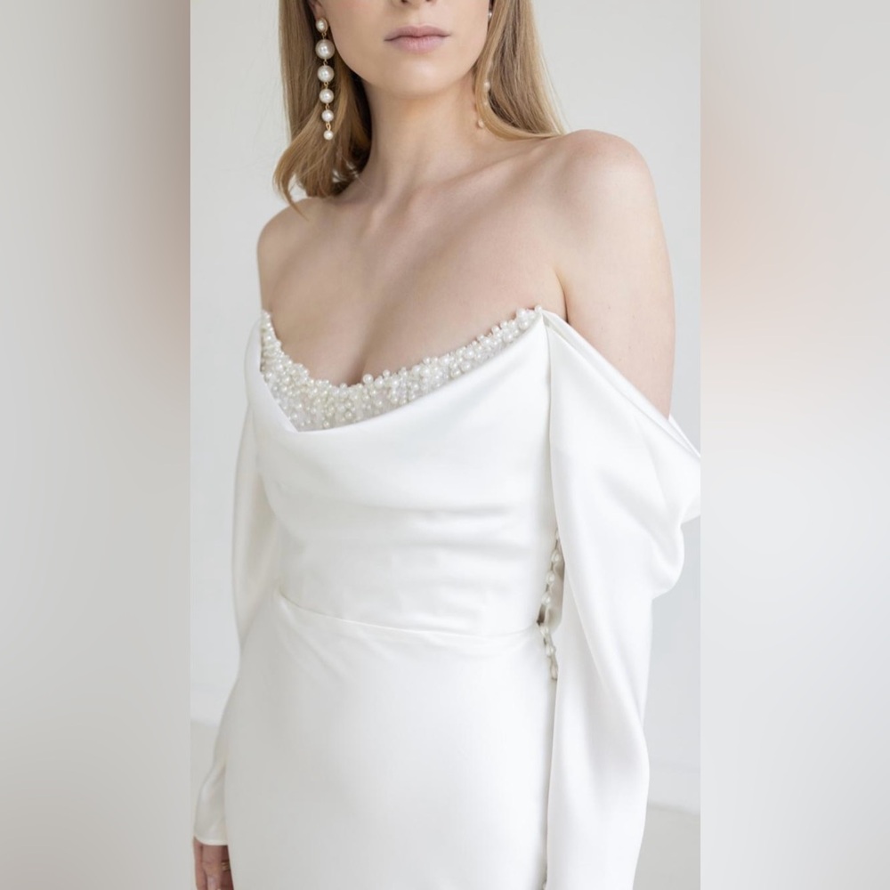 Watters Garance with Sleeves Wedding Dress (Ivory) - Picture 3 of 8